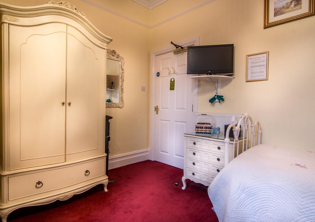 Creston Villa Guest House Линкълн Екстериор снимка