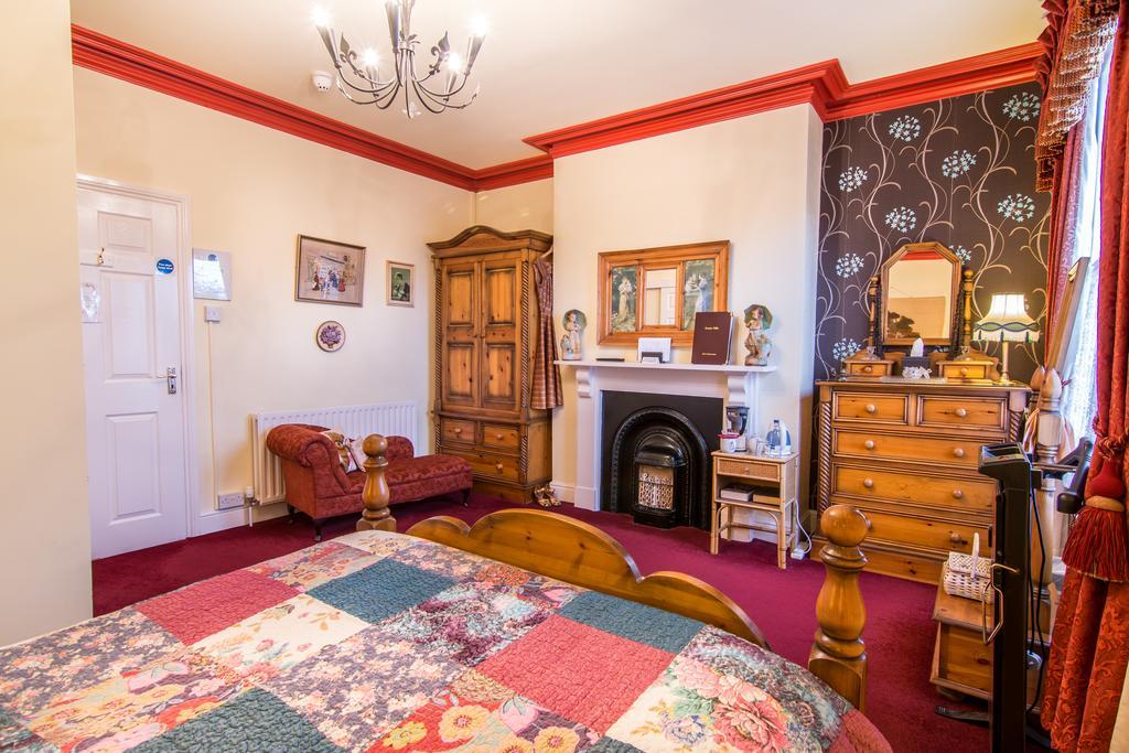 Creston Villa Guest House Линкълн Екстериор снимка