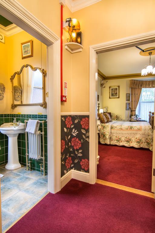 Creston Villa Guest House Линкълн Екстериор снимка
